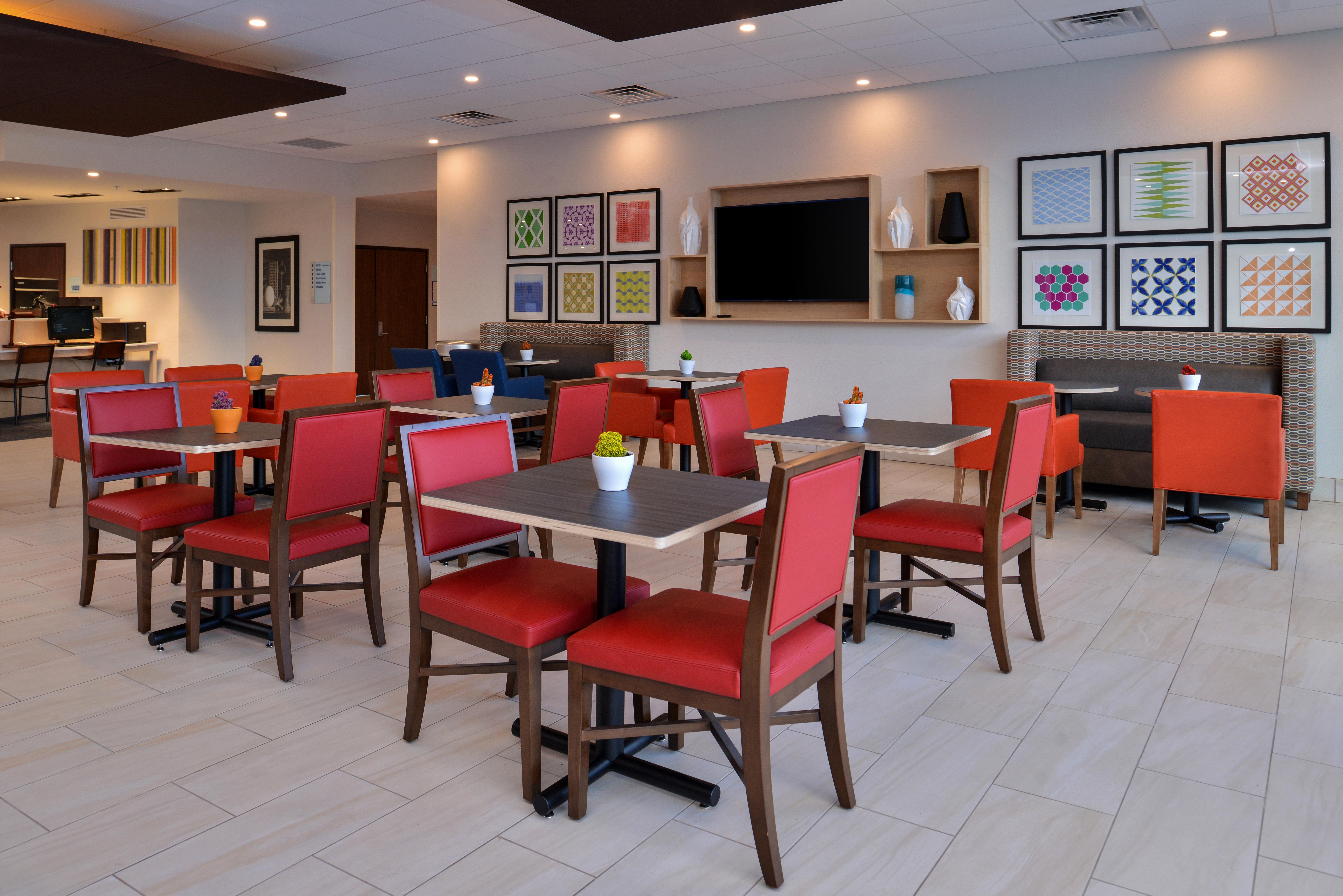 Holiday Inn Express Melbourne West By Ihg West Melbourne Exterior foto